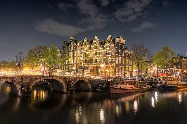 Brug amsterdam - Studentchauffeur Amsterdam